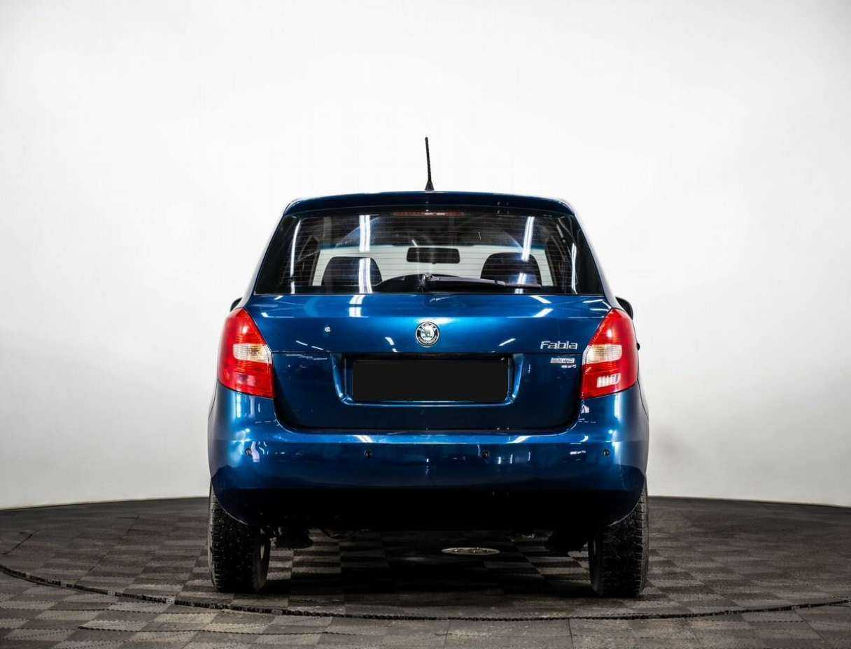 Купить Skoda Fabia с пробегом. Фото: #4
