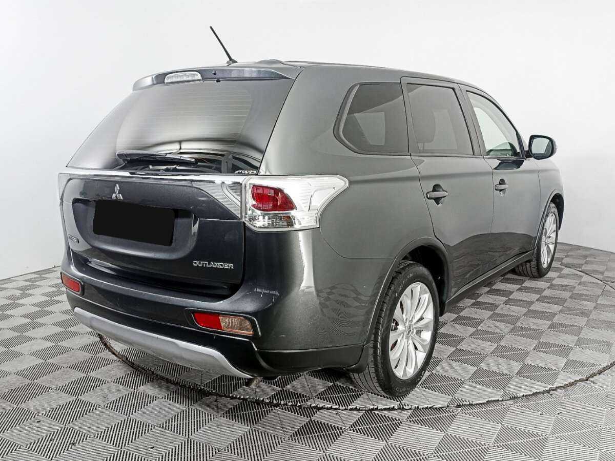 Купить Mitsubishi Outlander с пробегом. Фото: #4