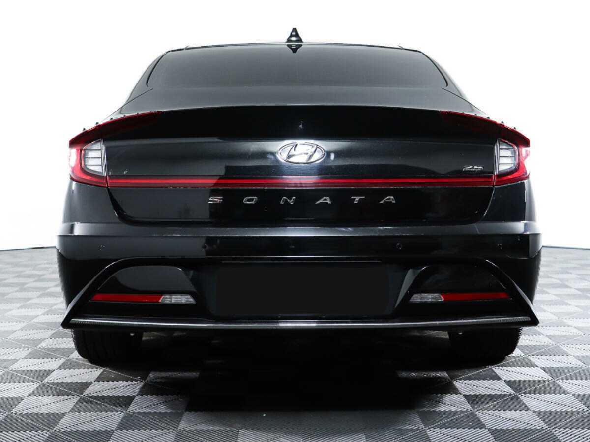 Купить Hyundai Sonata с пробегом. Фото: #4