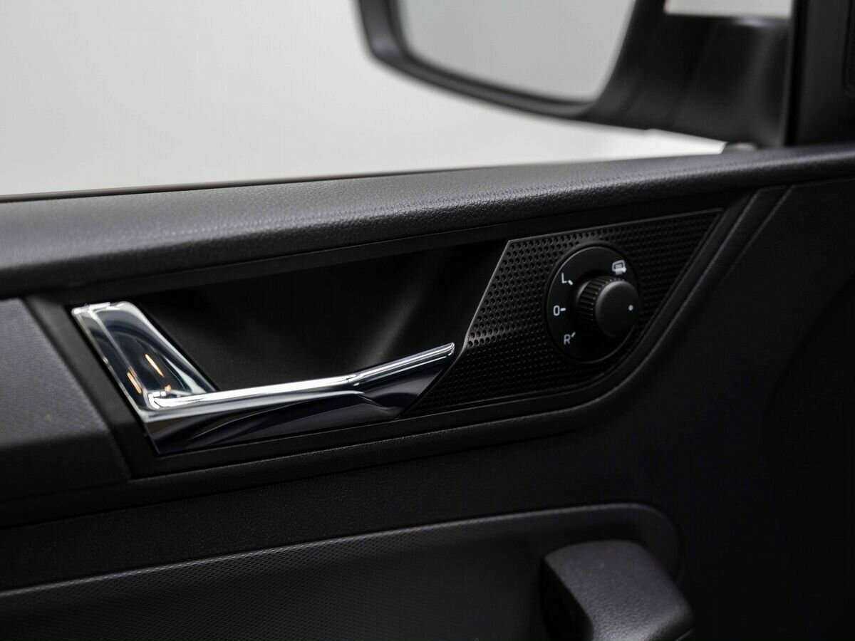 Купить Skoda Rapid с пробегом. Фото: #20