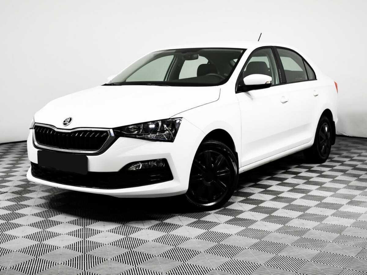 Купить Skoda Rapid с пробегом. Посмотреть фото