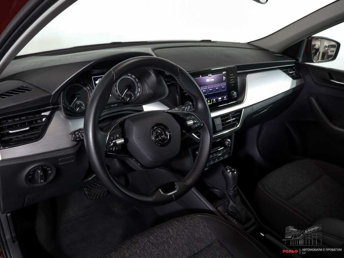 Купить Skoda Rapid с пробегом. Фото: #10