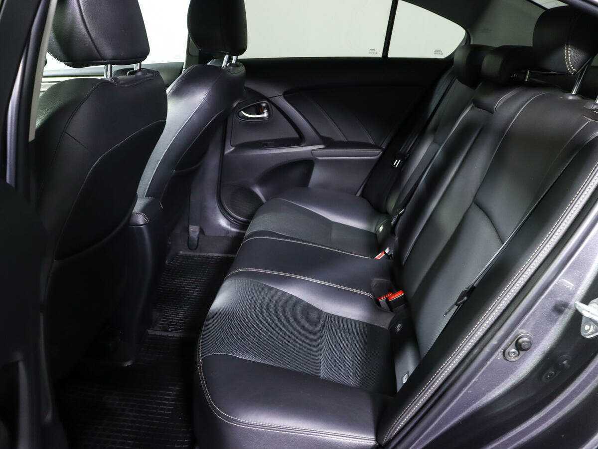 Купить Toyota Avensis с пробегом. Фото: #6