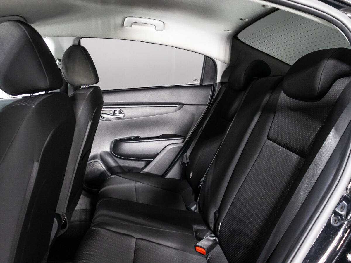 Купить Kia Rio с пробегом. Фото: #9