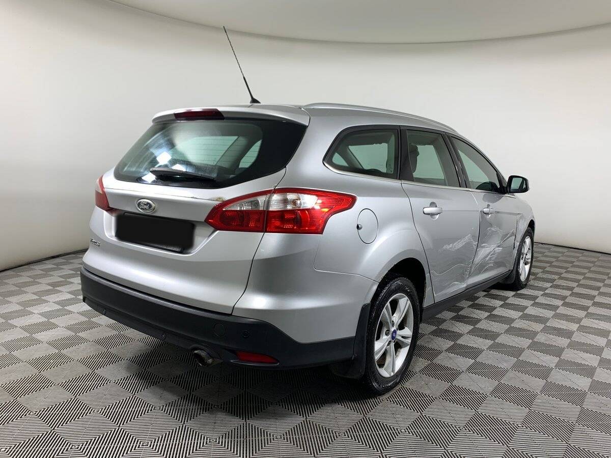 Купить Ford Focus с пробегом. Фото: #4
