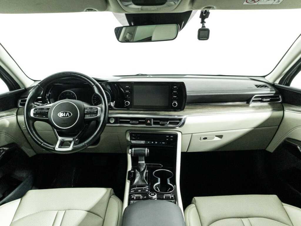 Купить Kia K5 с пробегом. Фото: #12