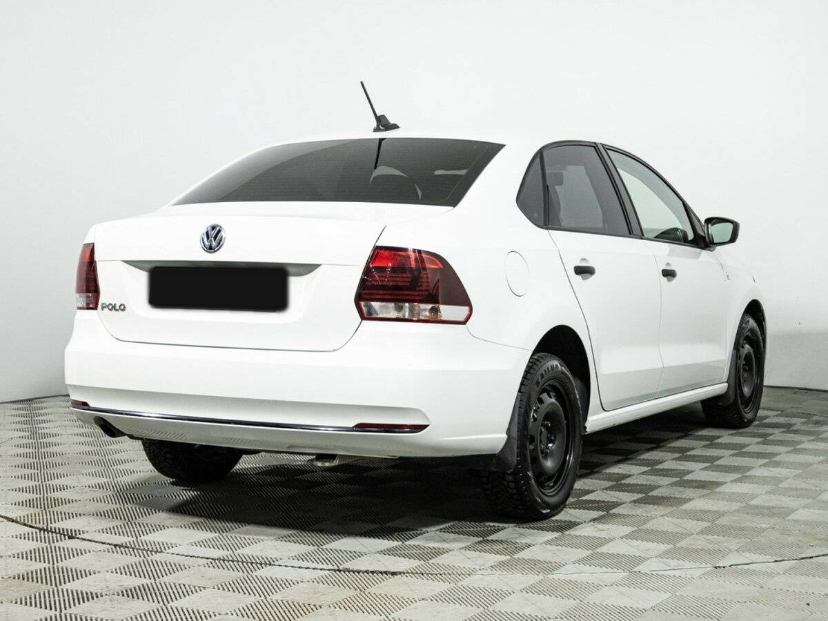 Купить Volkswagen Polo с пробегом. Фото: #4