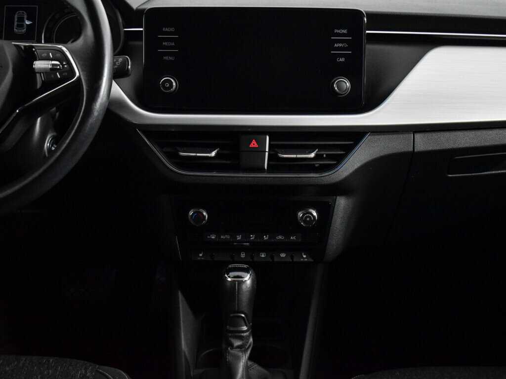 Купить Skoda Rapid с пробегом. Фото: #13