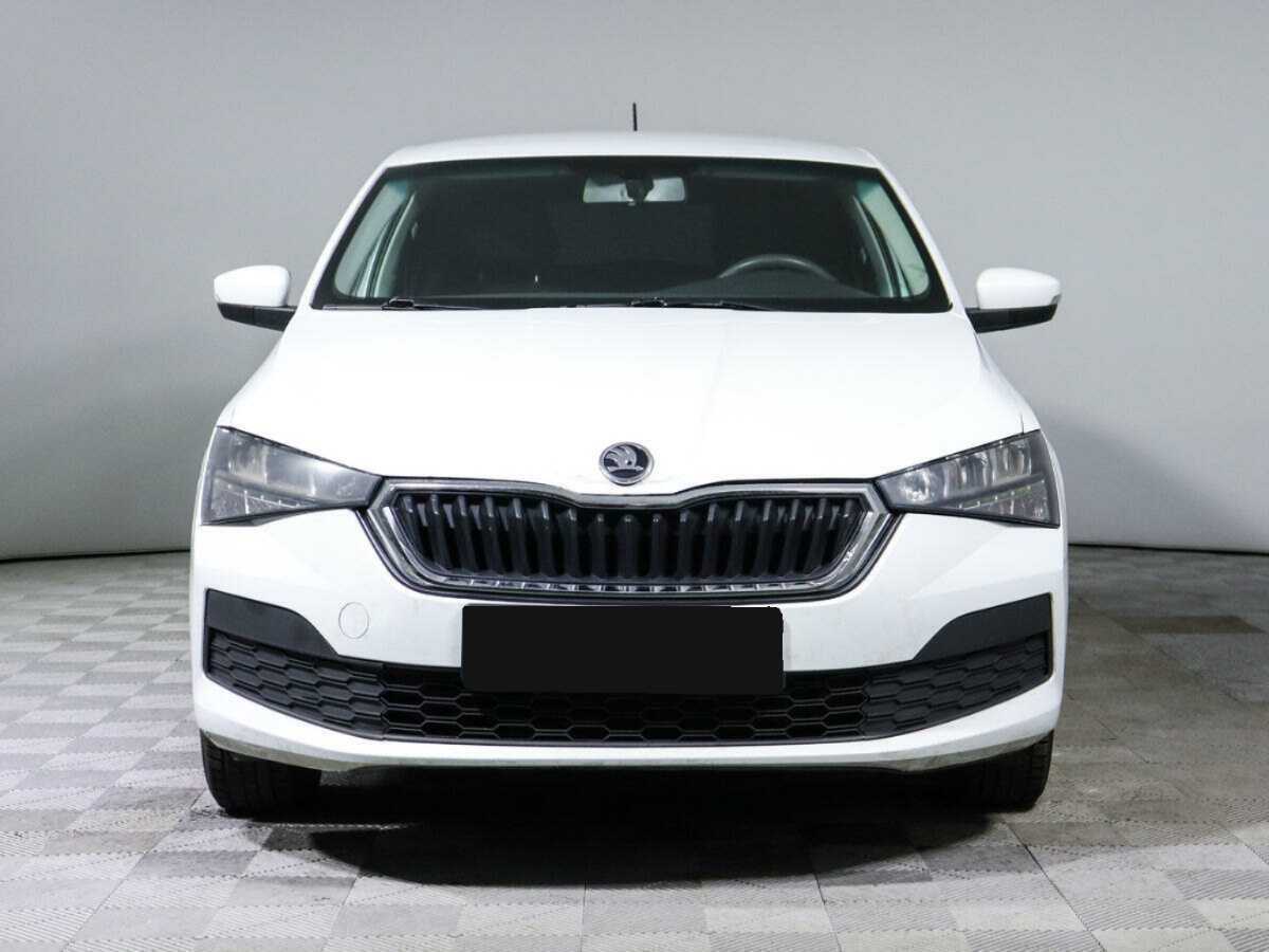 Купить Skoda Rapid с пробегом. Фото: #1