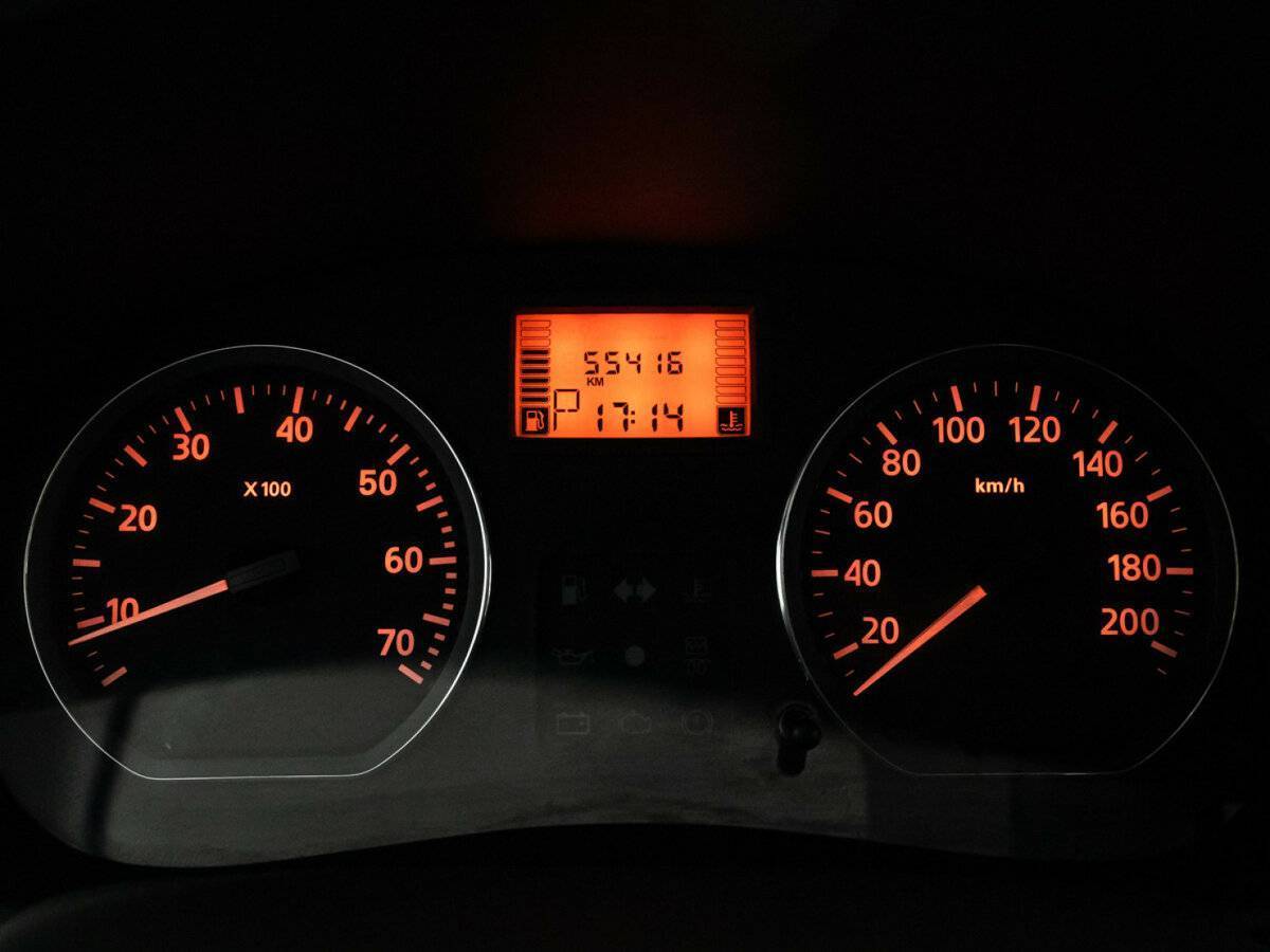 Купить Nissan Almera с пробегом. Фото: #11