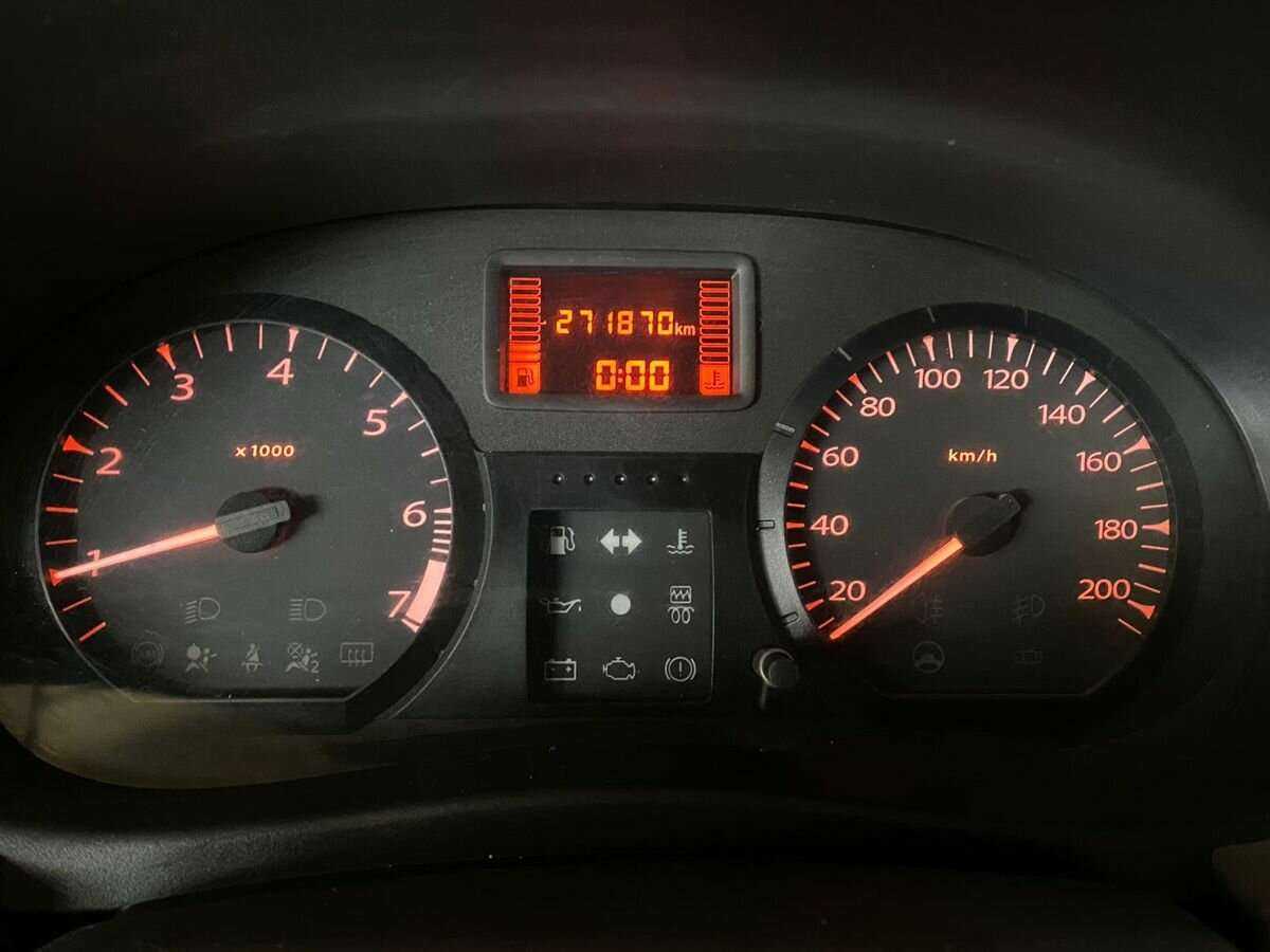 Купить Lada (ВАЗ) Largus с пробегом. Фото: #12