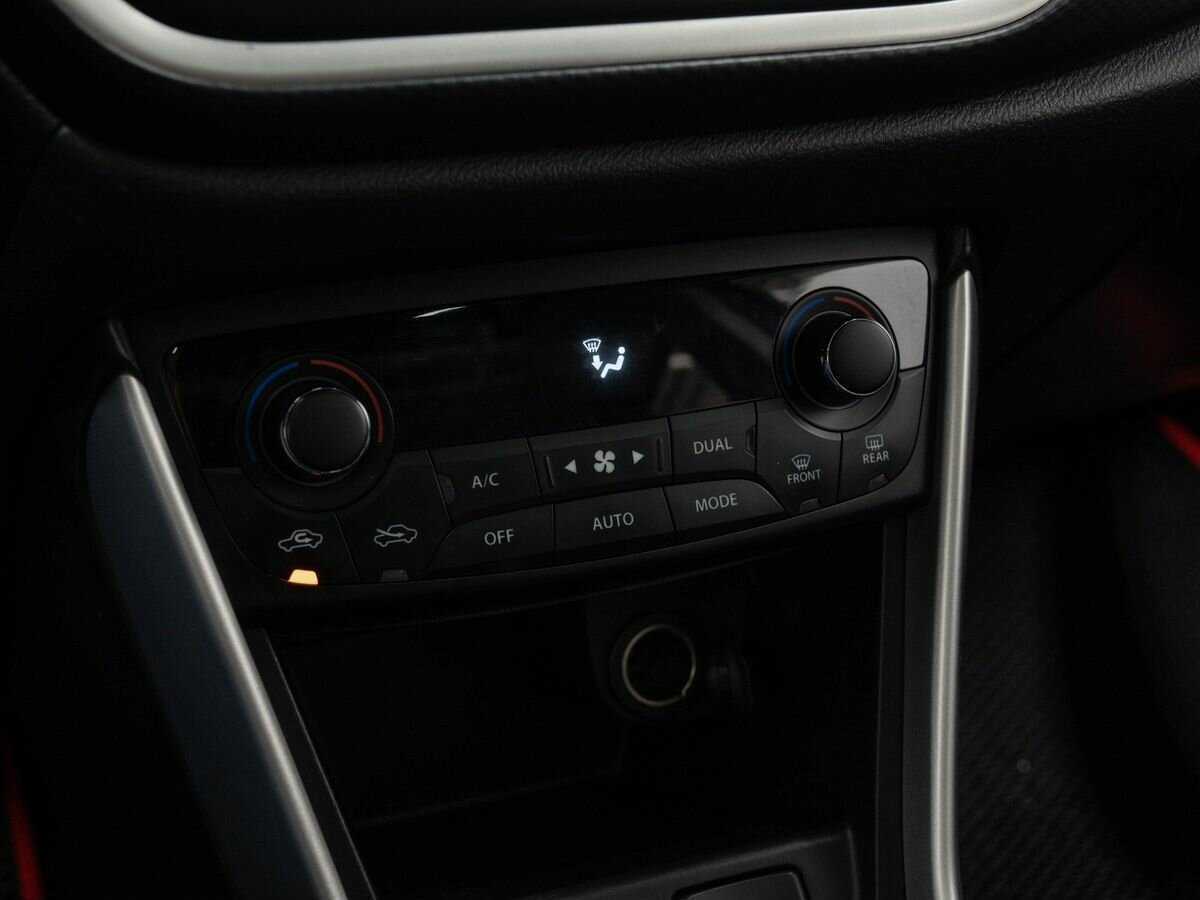 Купить Suzuki SX4 с пробегом. Фото: #18