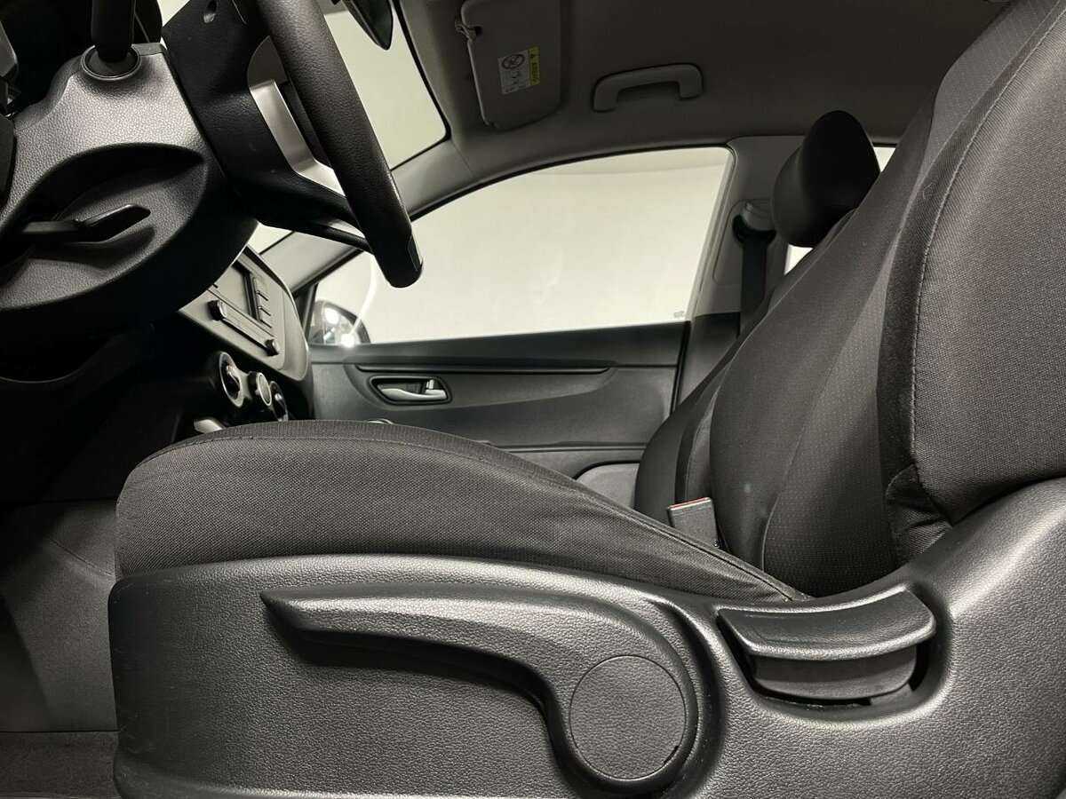 Купить Kia Rio с пробегом. Фото: #9