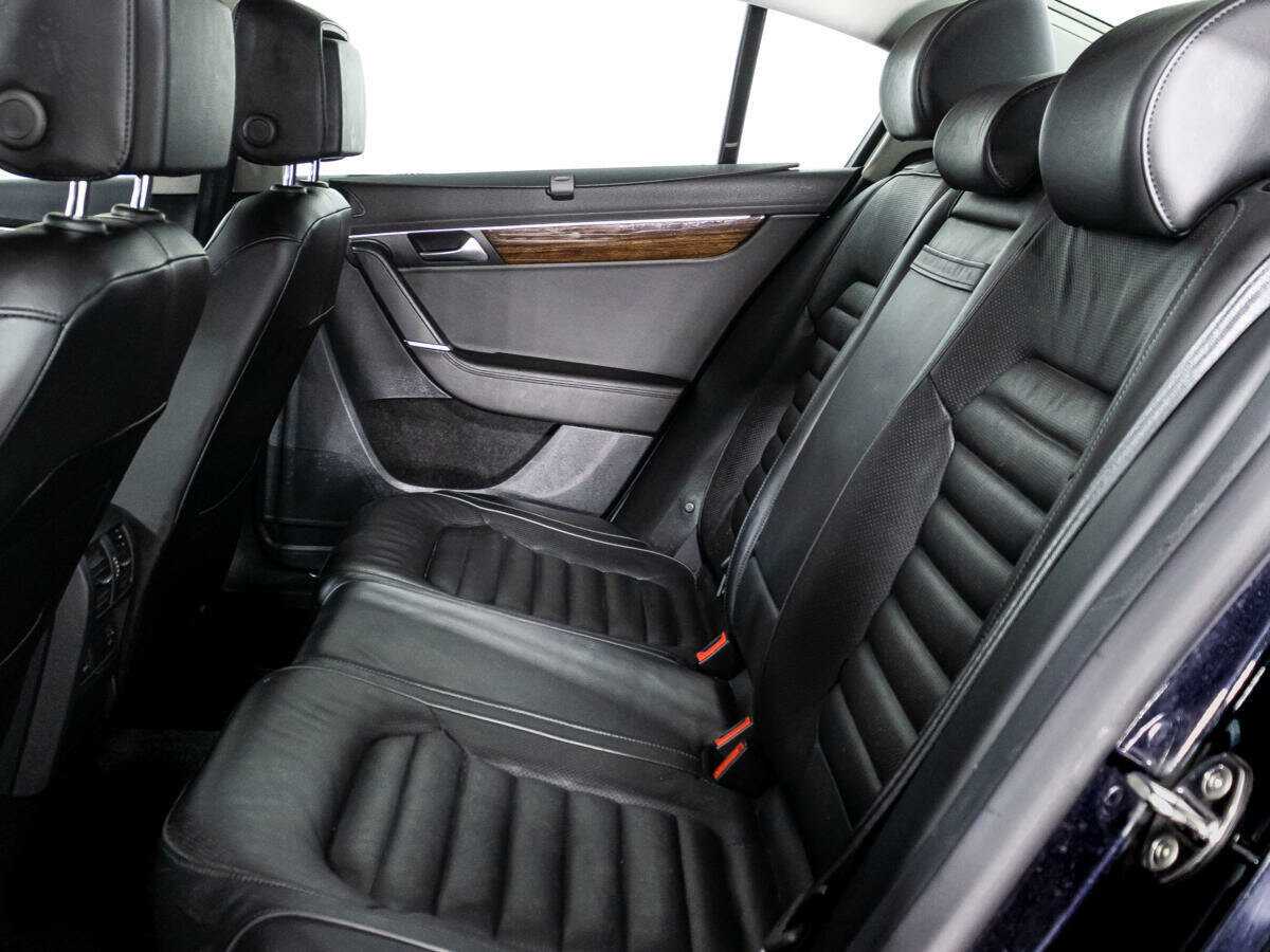 Купить Volkswagen Passat с пробегом. Фото: #9