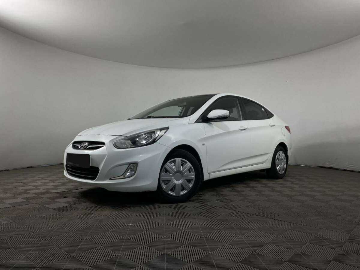 Купить Hyundai Solaris с пробегом. Посмотреть фото