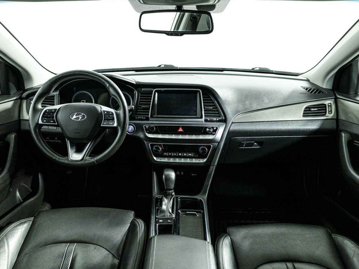 Купить Hyundai Sonata с пробегом. Фото: #12