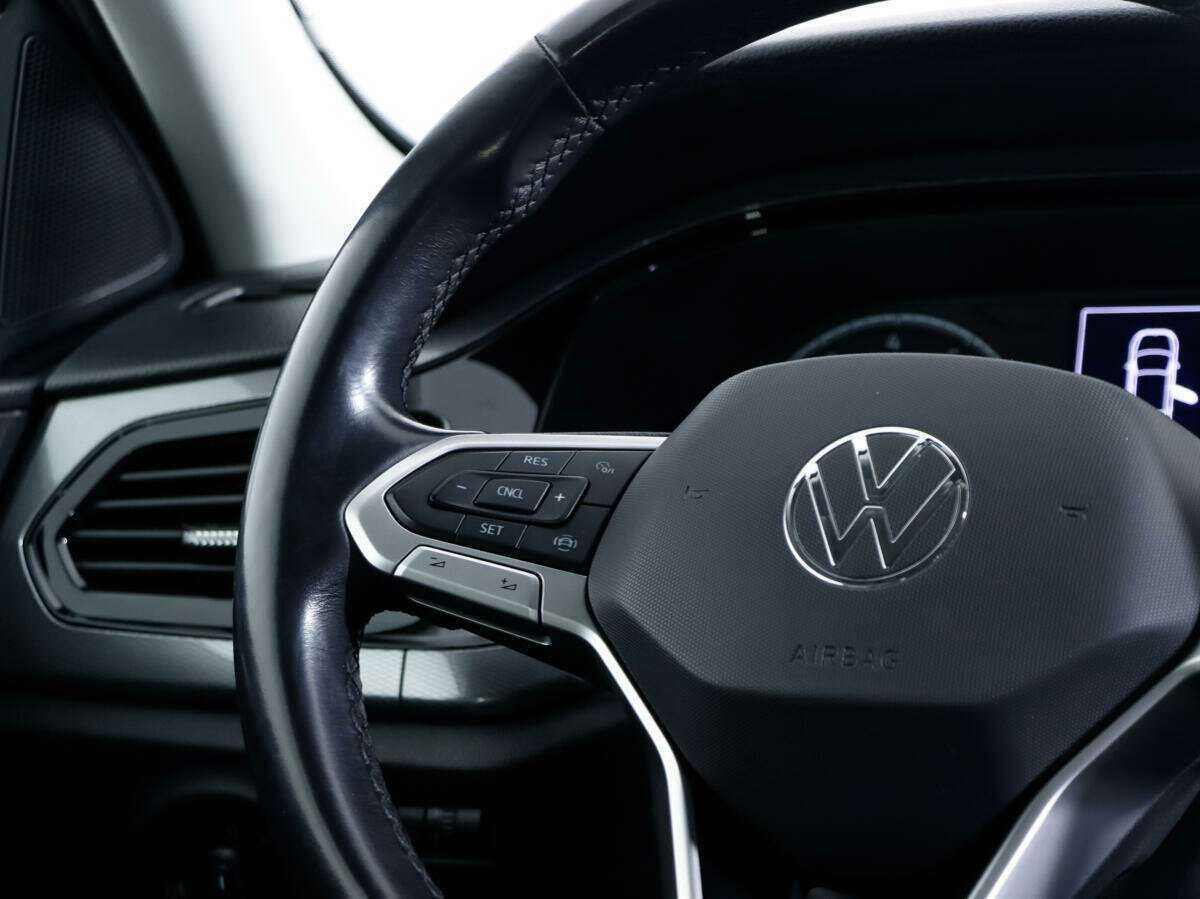 Купить Volkswagen Polo с пробегом. Фото: #12