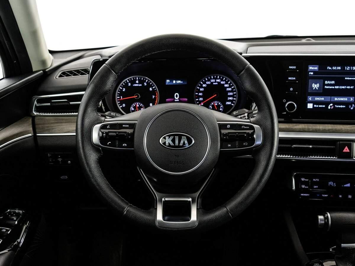 Купить Kia K5 с пробегом. Фото: #15