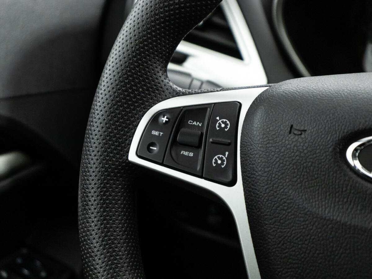 Купить Lada (ВАЗ) Vesta с пробегом. Фото: #16