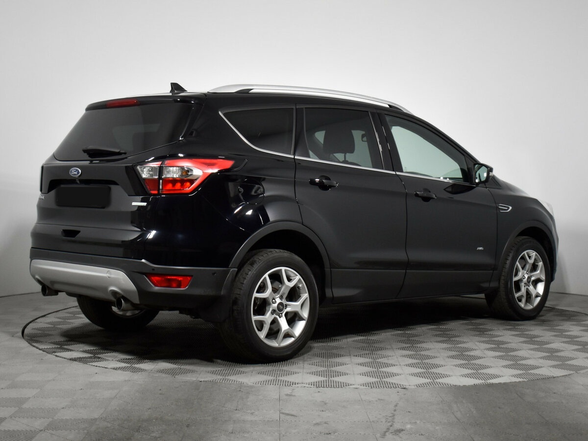 Купить Ford Kuga с пробегом. Фото: #4