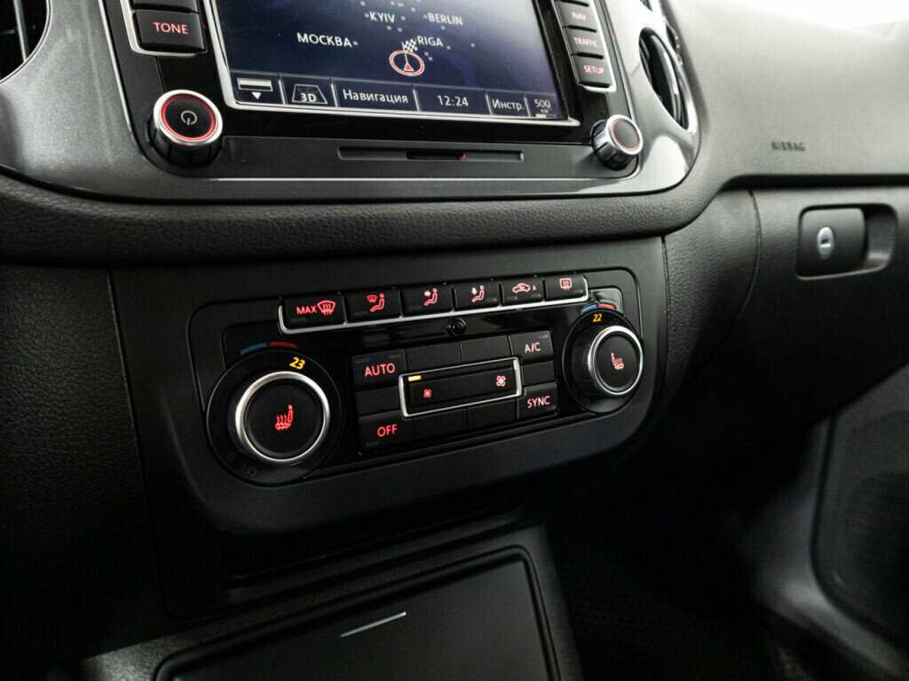 Купить Volkswagen Tiguan с пробегом. Фото: #16