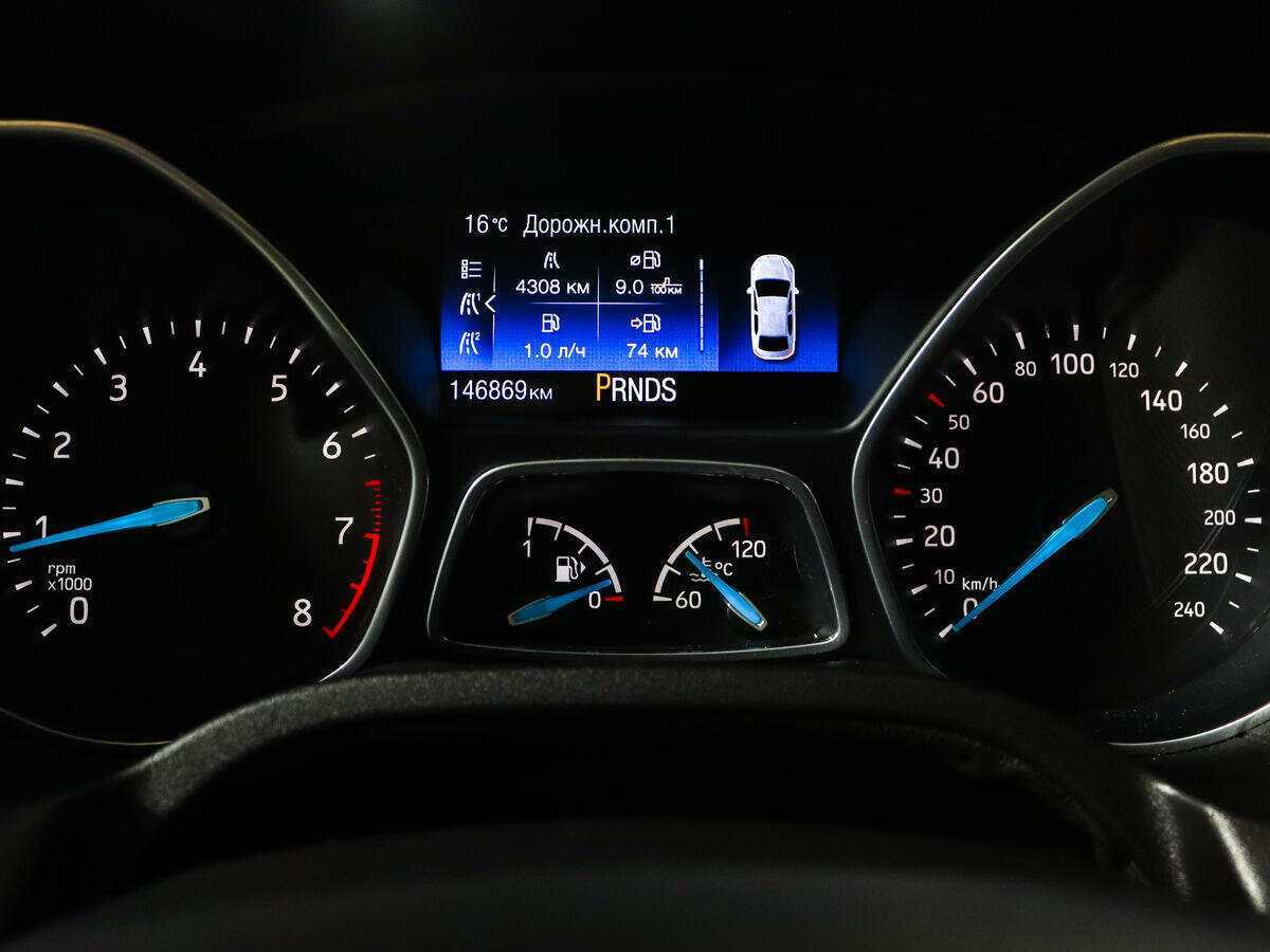 Купить Ford Focus с пробегом. Фото: #10