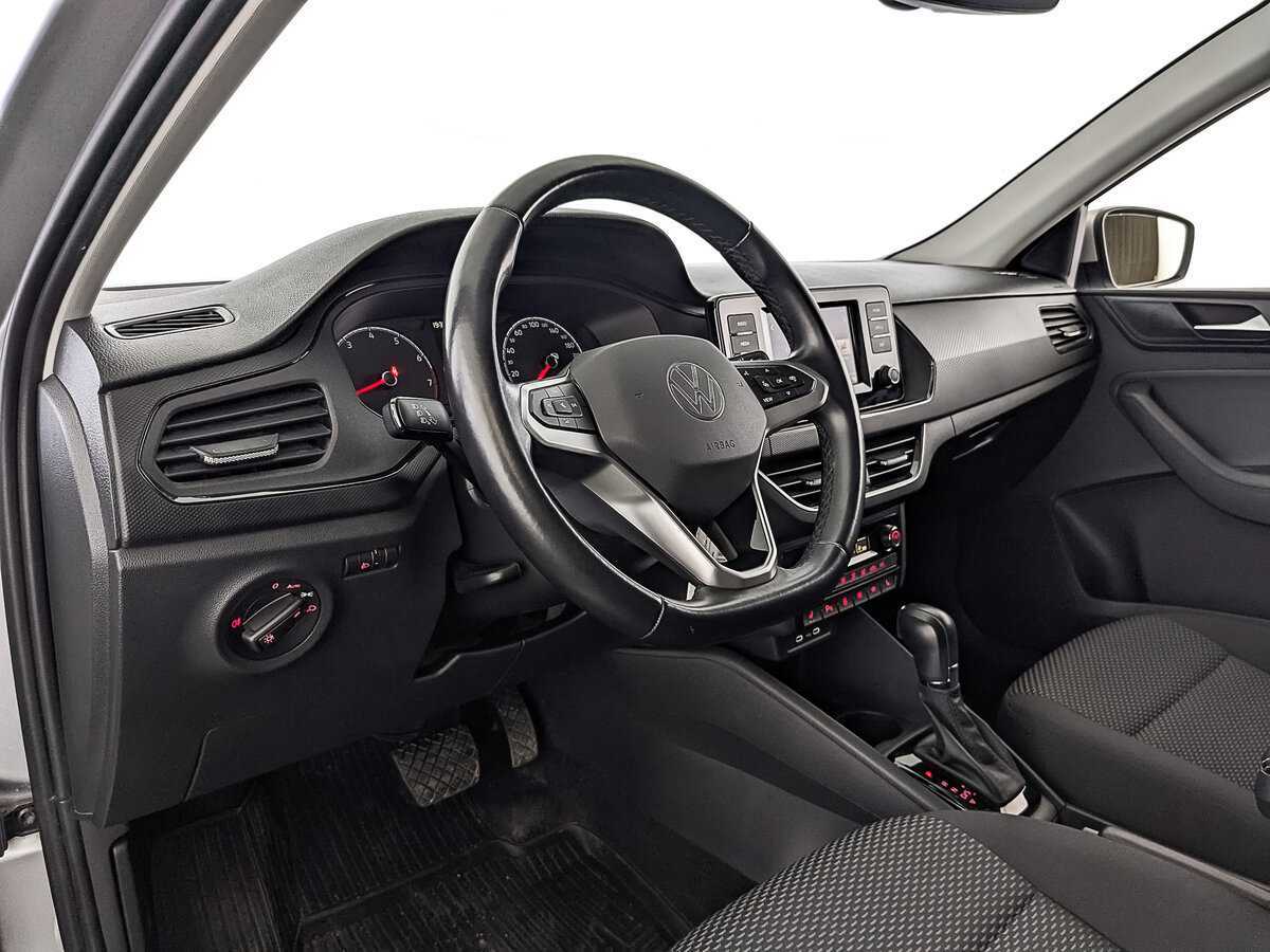 Купить Volkswagen Polo с пробегом. Фото: #15