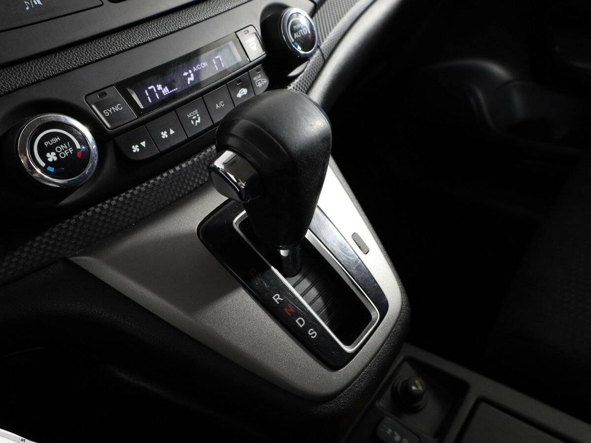 Купить Honda CR-V с пробегом. Фото: #17