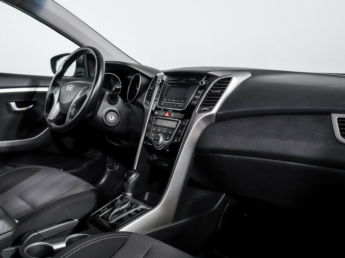 Купить Hyundai i30 с пробегом. Фото: #6