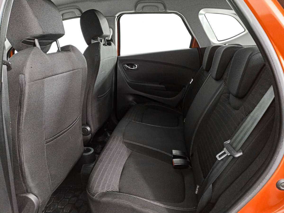 Купить Renault Kaptur с пробегом. Фото: #9