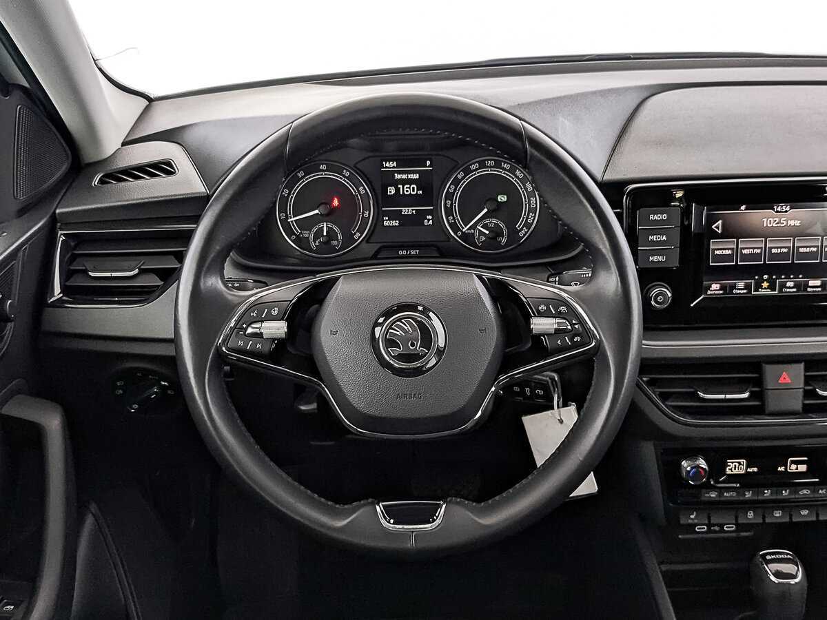 Купить Skoda Rapid с пробегом. Фото: #21