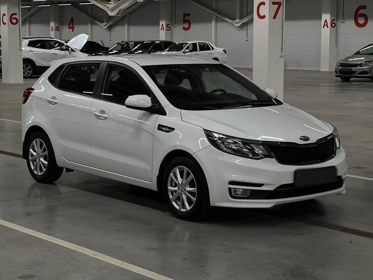 Купить Kia Rio с пробегом. Фото: #2