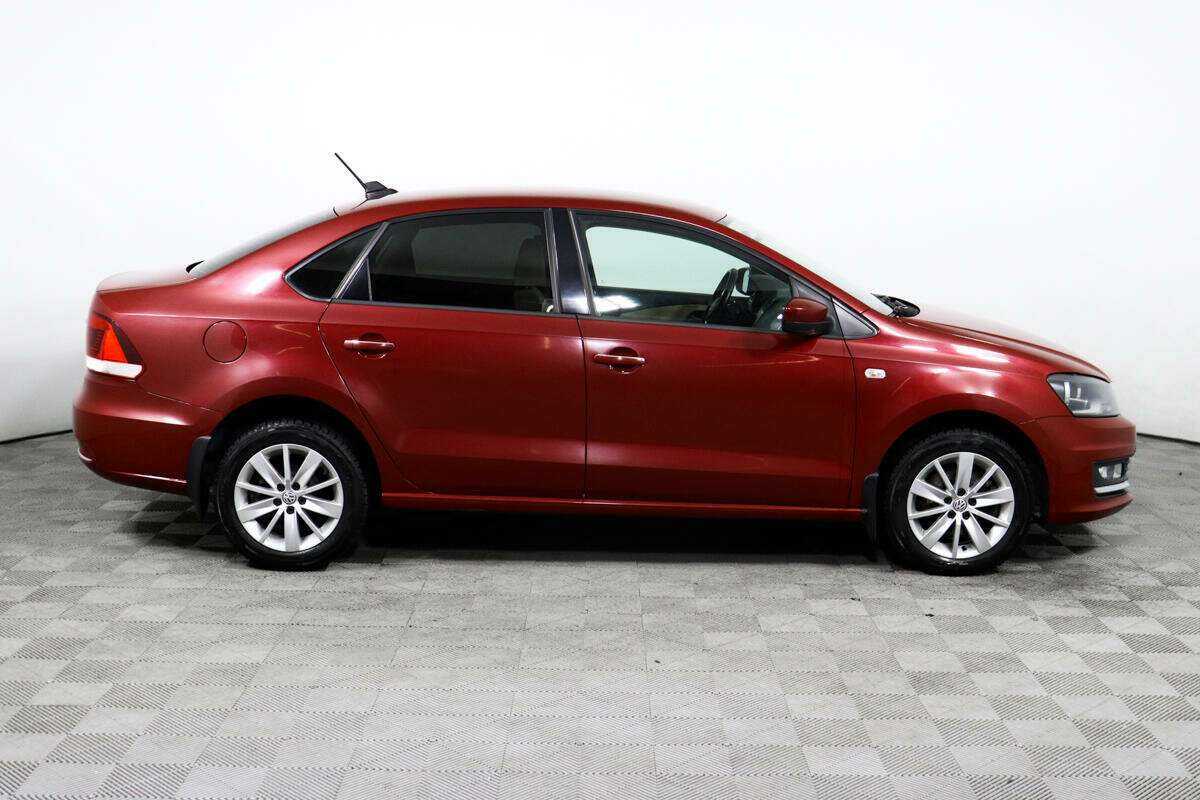 Купить Volkswagen Polo с пробегом. Фото: #3