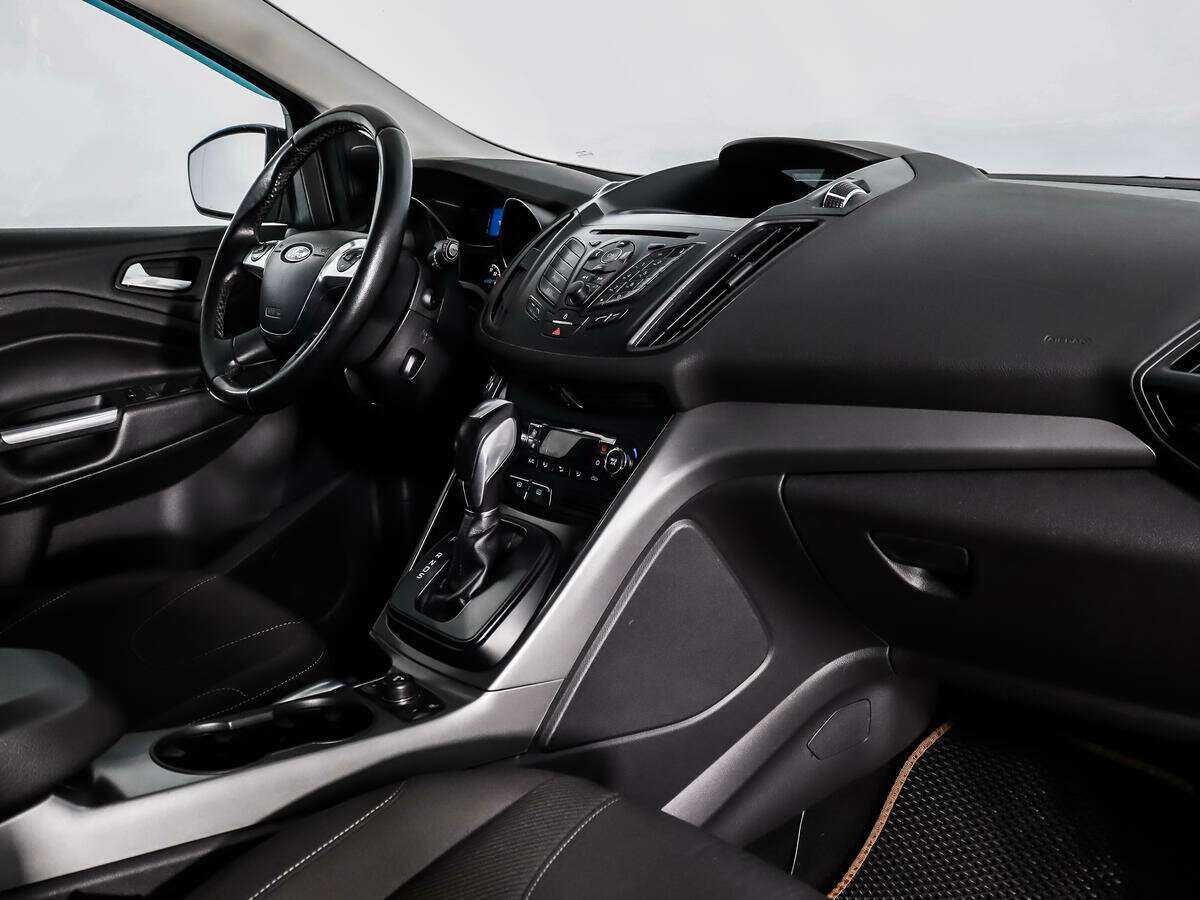 Купить Ford Kuga с пробегом. Фото: #11