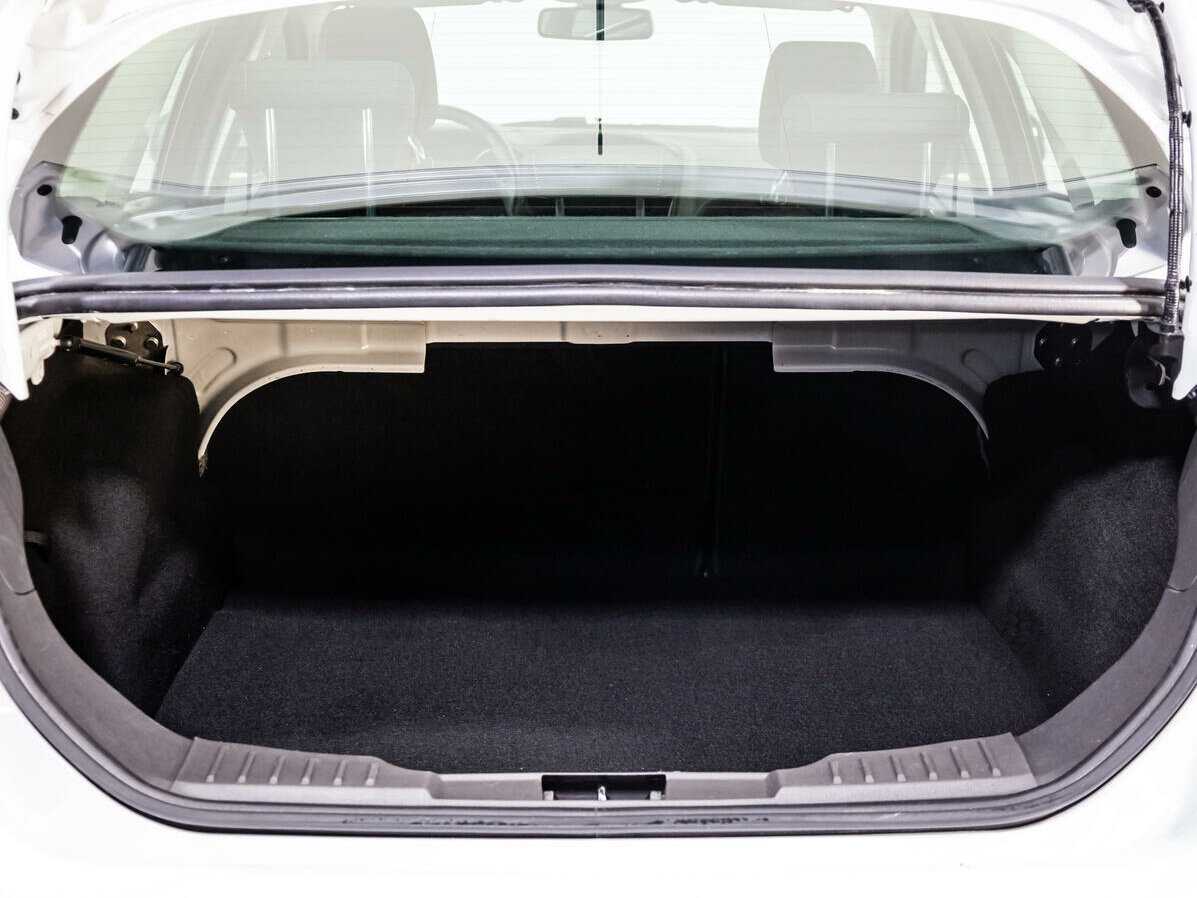 Купить Ford Focus с пробегом. Фото: #17