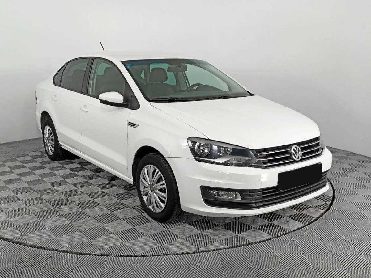 Купить Volkswagen Polo с пробегом. Фото: #2