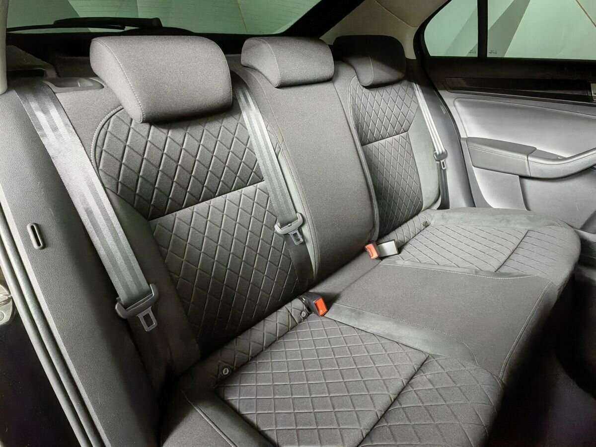 Купить Skoda Rapid с пробегом. Фото: #12