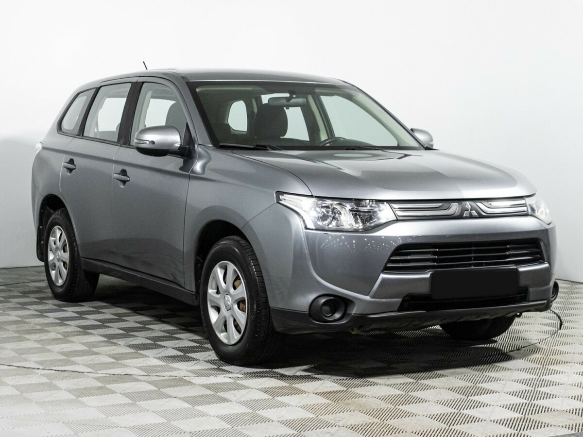 Купить Mitsubishi Outlander с пробегом. Фото: #2