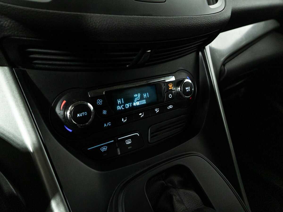 Купить Ford Kuga с пробегом. Фото: #16