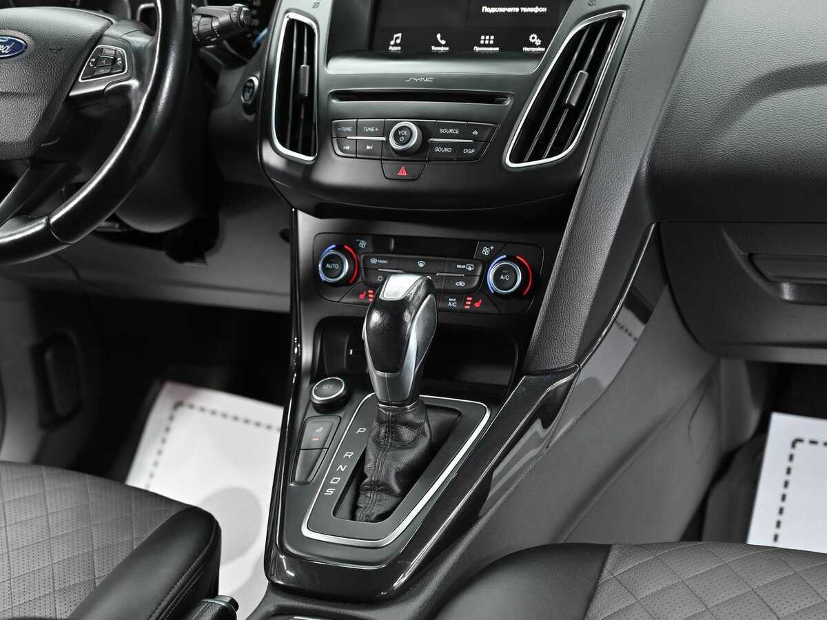 Купить Ford Focus с пробегом. Фото: #10