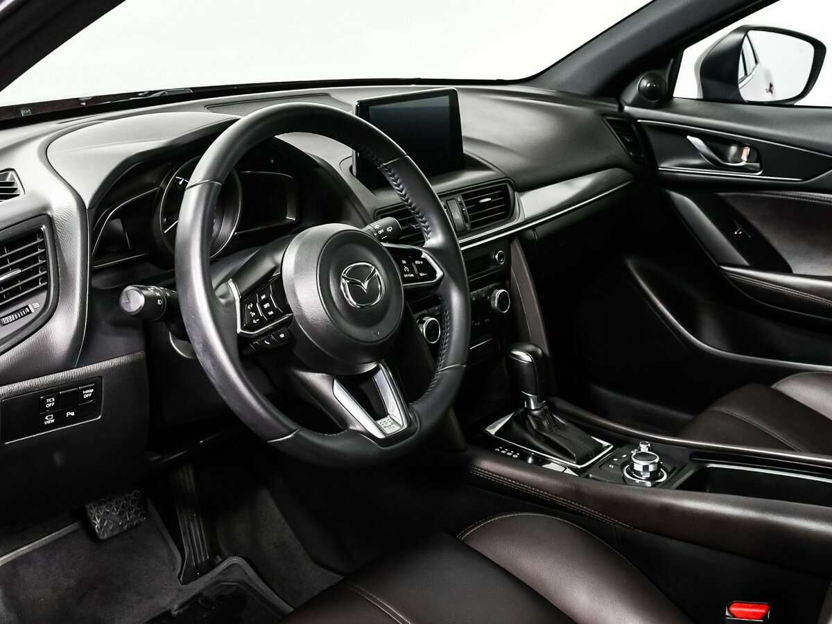 Купить Mazda CX-4 с пробегом. Фото: #11