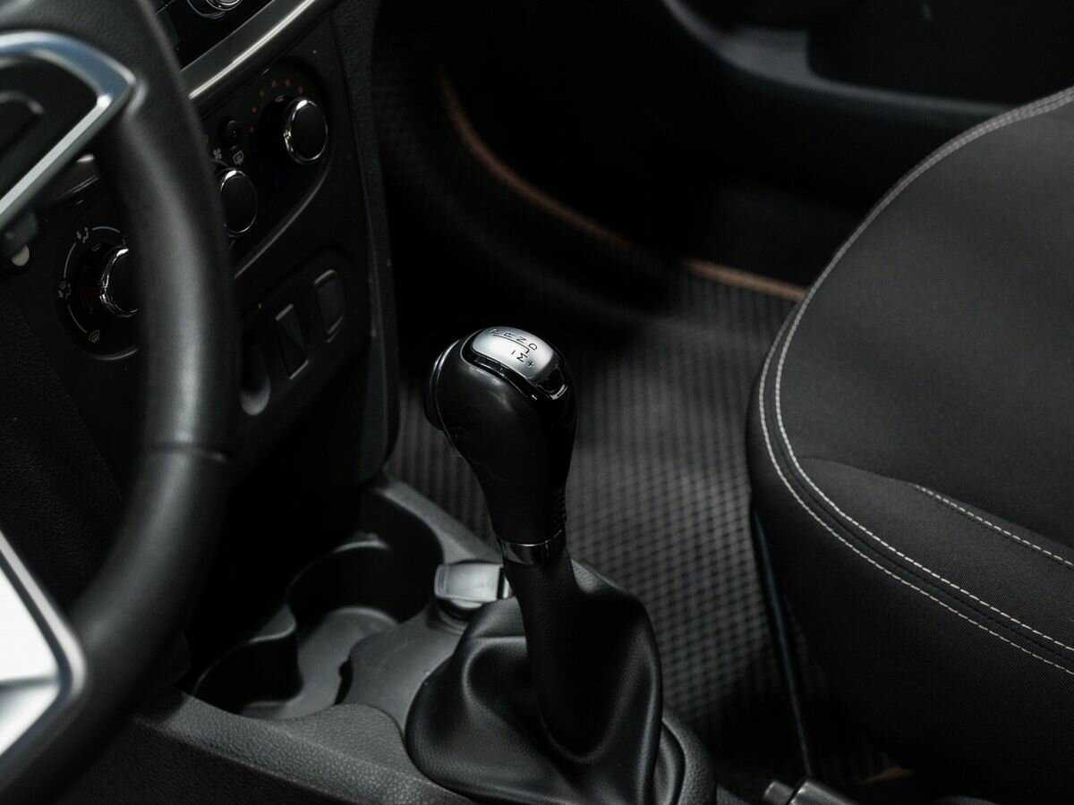 Купить Renault Logan с пробегом. Фото: #16