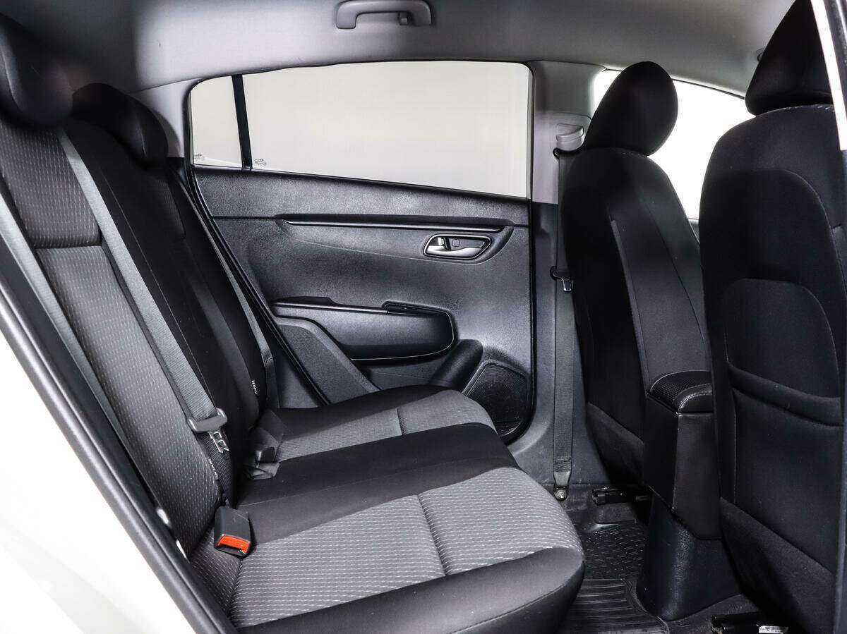 Купить Kia Rio с пробегом. Фото: #14