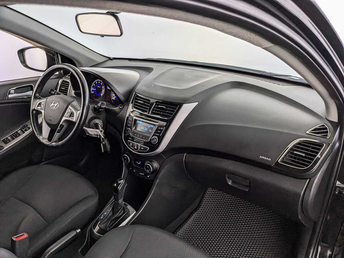 Купить Hyundai Solaris с пробегом. Фото: #8