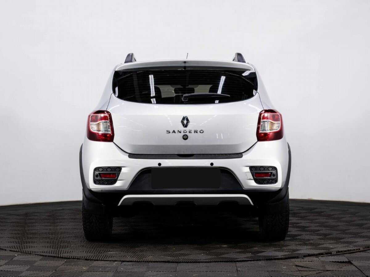 Купить Renault Sandero с пробегом. Фото: #4