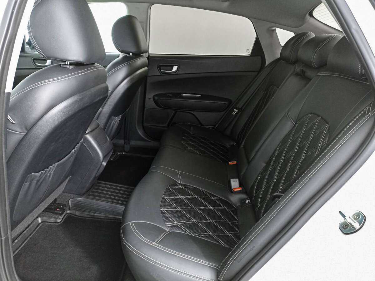 Купить Kia Optima с пробегом. Фото: #9