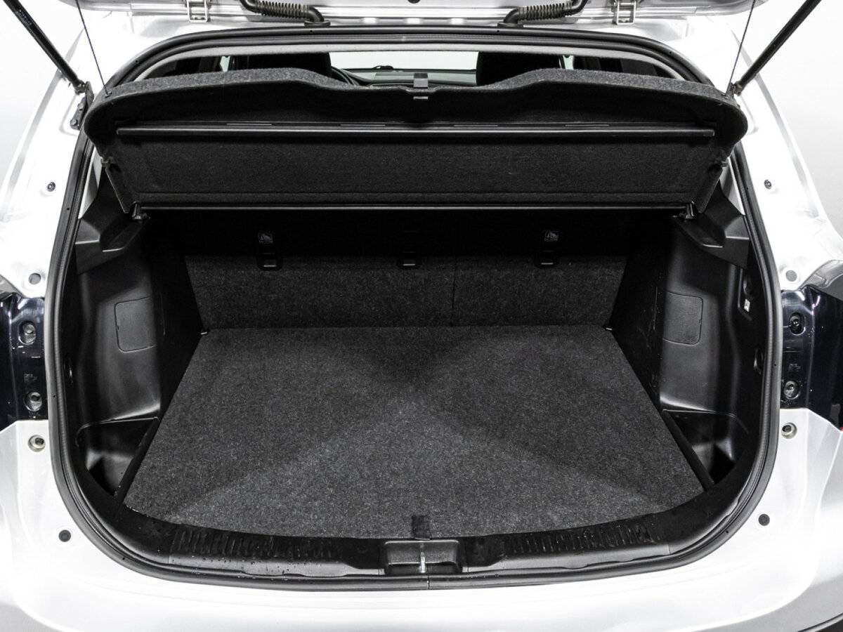 Купить Suzuki SX4 с пробегом. Фото: #14