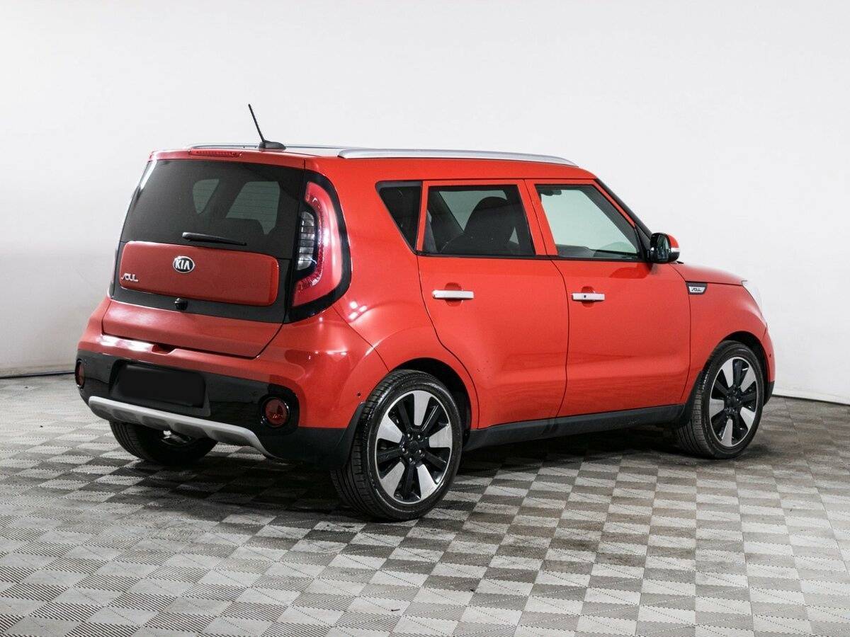 Купить Kia Soul с пробегом. Фото: #3
