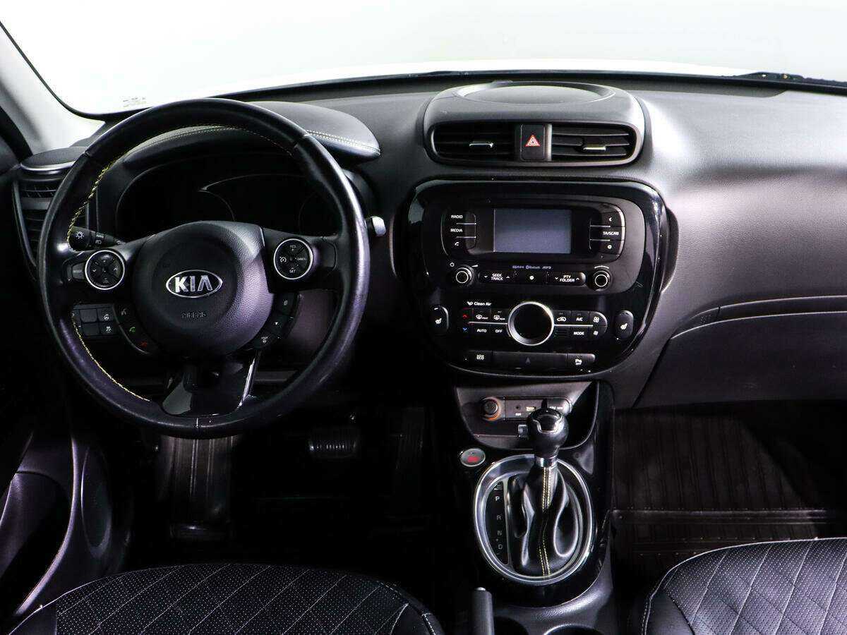 Купить Kia Soul с пробегом. Фото: #10