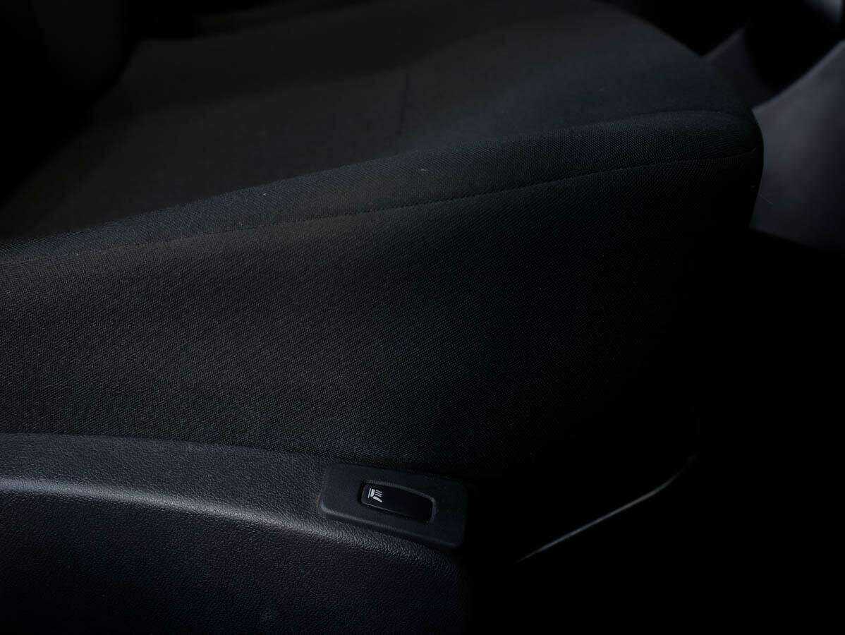 Купить Nissan Almera с пробегом. Фото: #13